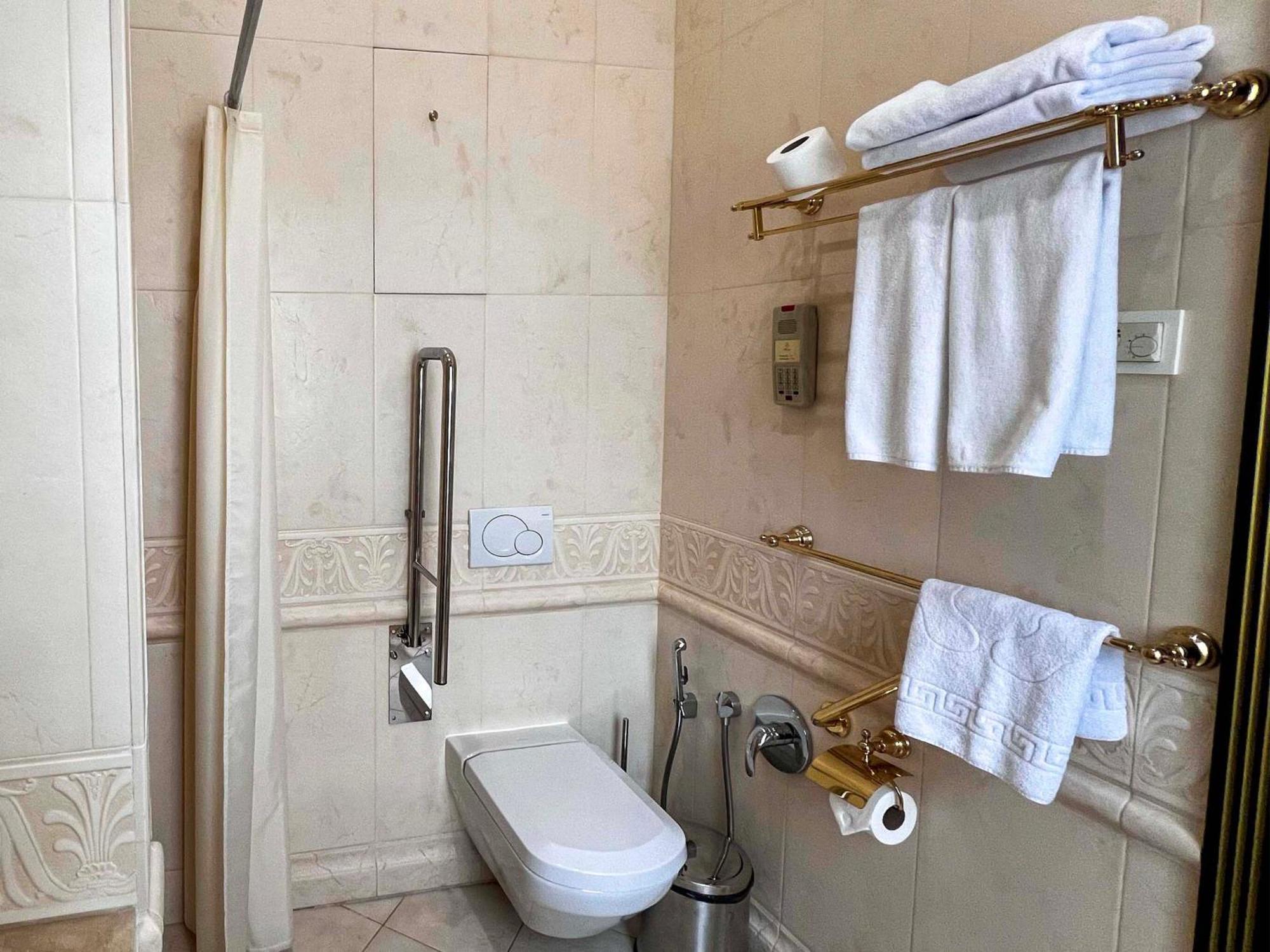Villa Le Premier - Maestro Odessa Dış mekan fotoğraf