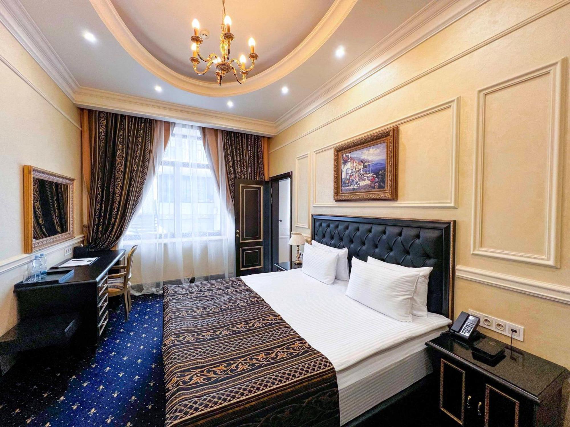 Villa Le Premier - Maestro Odessa Dış mekan fotoğraf